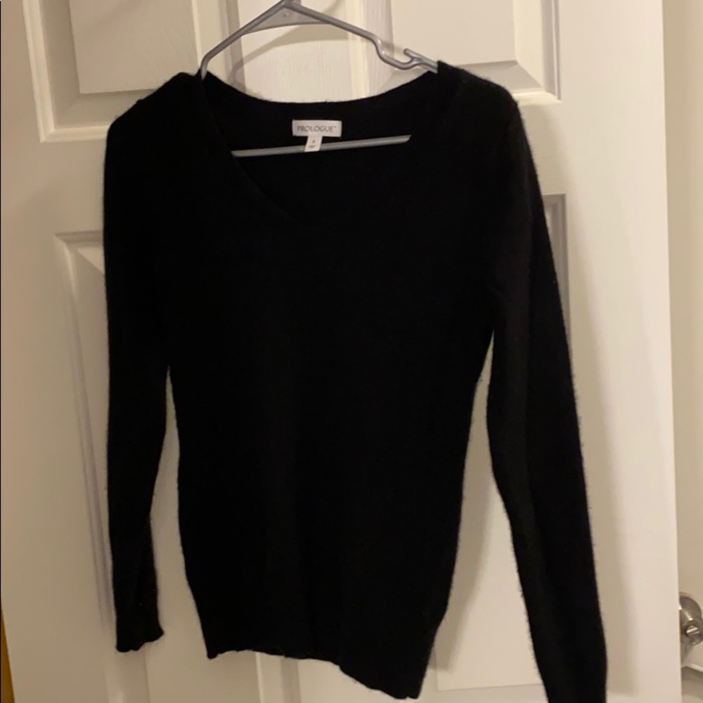 Cashmere v-neck sweater